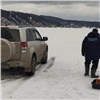 Турполиция провела облаву на вышедших и выехавших на опасный лёд красноярцев 