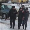Троих буйных пассажиров сняли с поезда в Красноярском крае (видео)