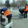 Красноярск начали отмывать от пыли и грязи