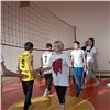 Юные волейболисты из Красноярска получили сертификаты на онлайн-обучение от «Ростелекома»