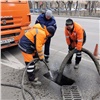 В Красноярске начали прочищать ливневые канализации