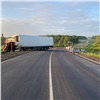 «Был в пути 12 часов»: в Красноярском крае водитель грузовика устроил смертельное ДТП