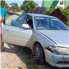 В Емельяновском районе автоледи сбила несколько заборов. В машине в момент ДТП находился ребенок (видео)