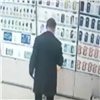 Красноярца задержали за кражу телефонов из магазинов в разных городах России (видео)