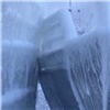 Байкальский шторм превратил корабли в ледяные скульптуры (видео)