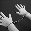 В российском МВД объяснили отказ от наручников для детей, женщин и подозреваемых в экономических преступлениях