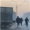 Троих красноярцев оштрафовали за беготню по Северному шоссе (видео) 