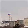 «Следов квадрокоптера не обнаружено»: красноярская полиция опровергла информацию о причинах разрыва флага на Николаевской сопке