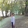 Красноярский третьеклассник гулял с топором и угрожал всех убить (видео)