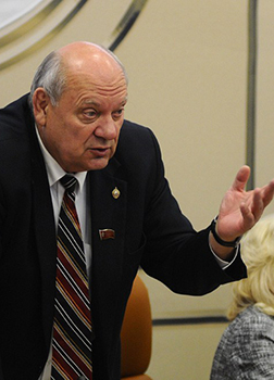 Владислав Жуковский переживает за проституцию Владислав Жуковский переживает за проституцию