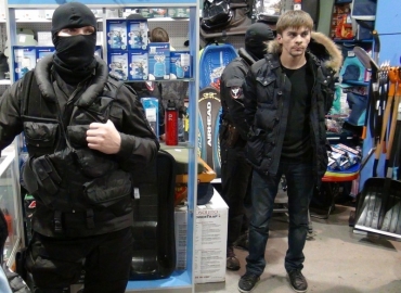 В Красноярске продавца спорттоваров задержали за торговлю наркотиками