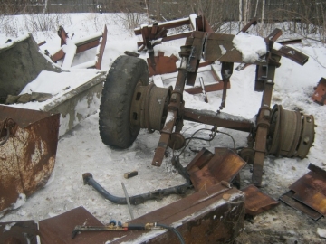 Железногорец украл со склада стройфирмы бочки и автозапчасти на 100 тыс. рублей