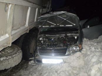 В Казачинском районе после столкновения с КАМАЗом погиб водитель иномарки