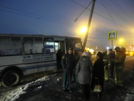 Шесть пассажиров автобуса пострадали в ДТП в Советском районе Красноярска